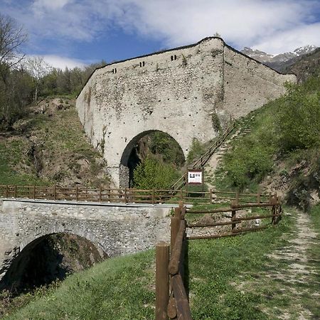 Apartamento Grenier Du Coeur Aosta Exterior foto