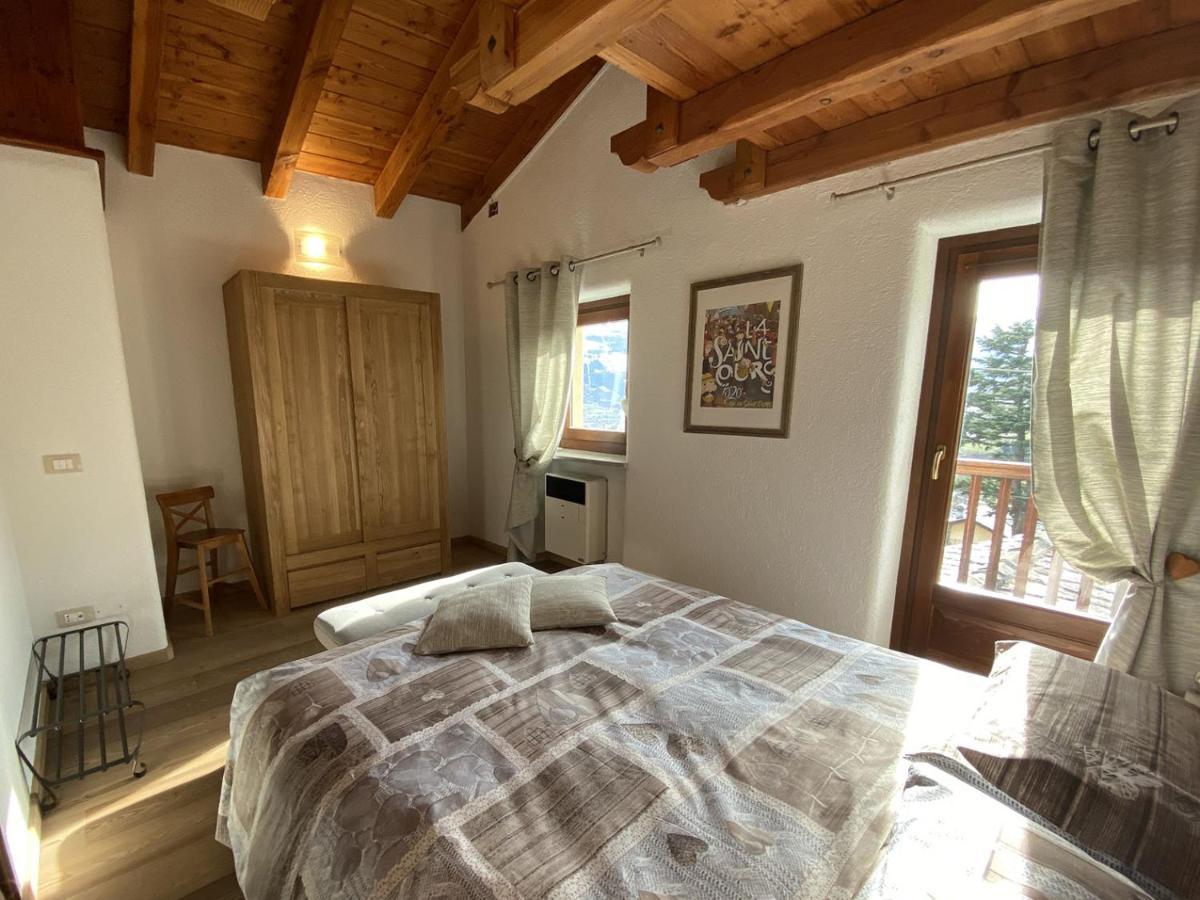 Apartamento Grenier Du Coeur Aosta Exterior foto