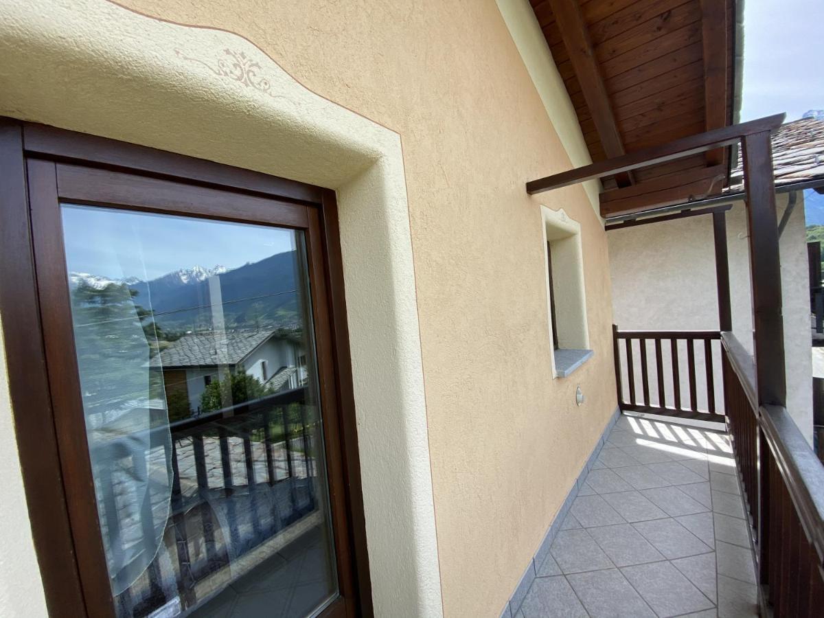 Apartamento Grenier Du Coeur Aosta Exterior foto