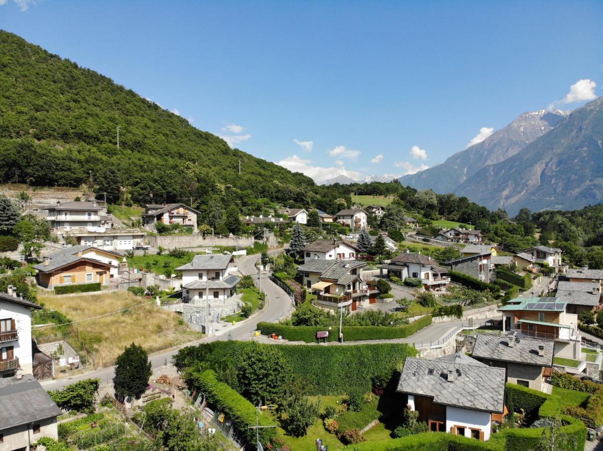 Apartamento Grenier Du Coeur Aosta Exterior foto