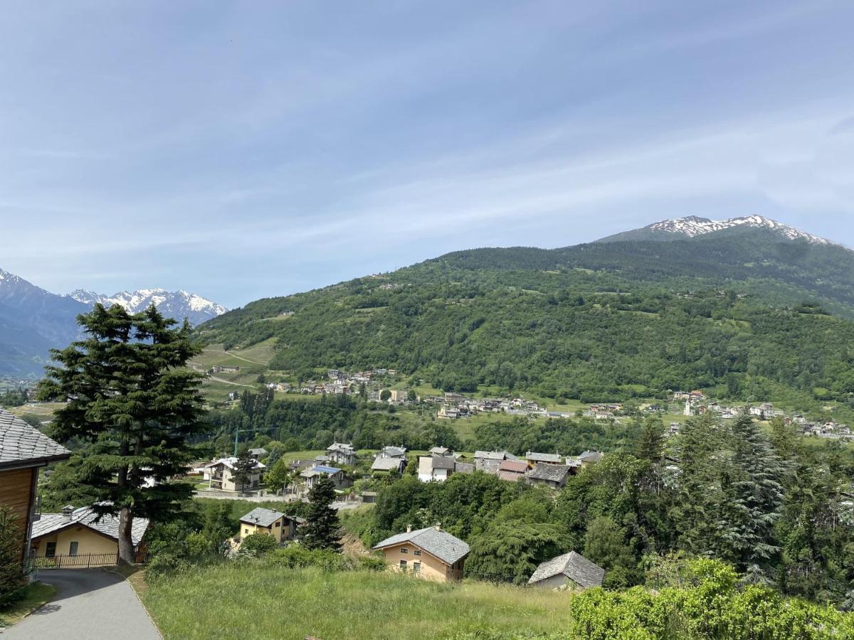 Apartamento Grenier Du Coeur Aosta Exterior foto