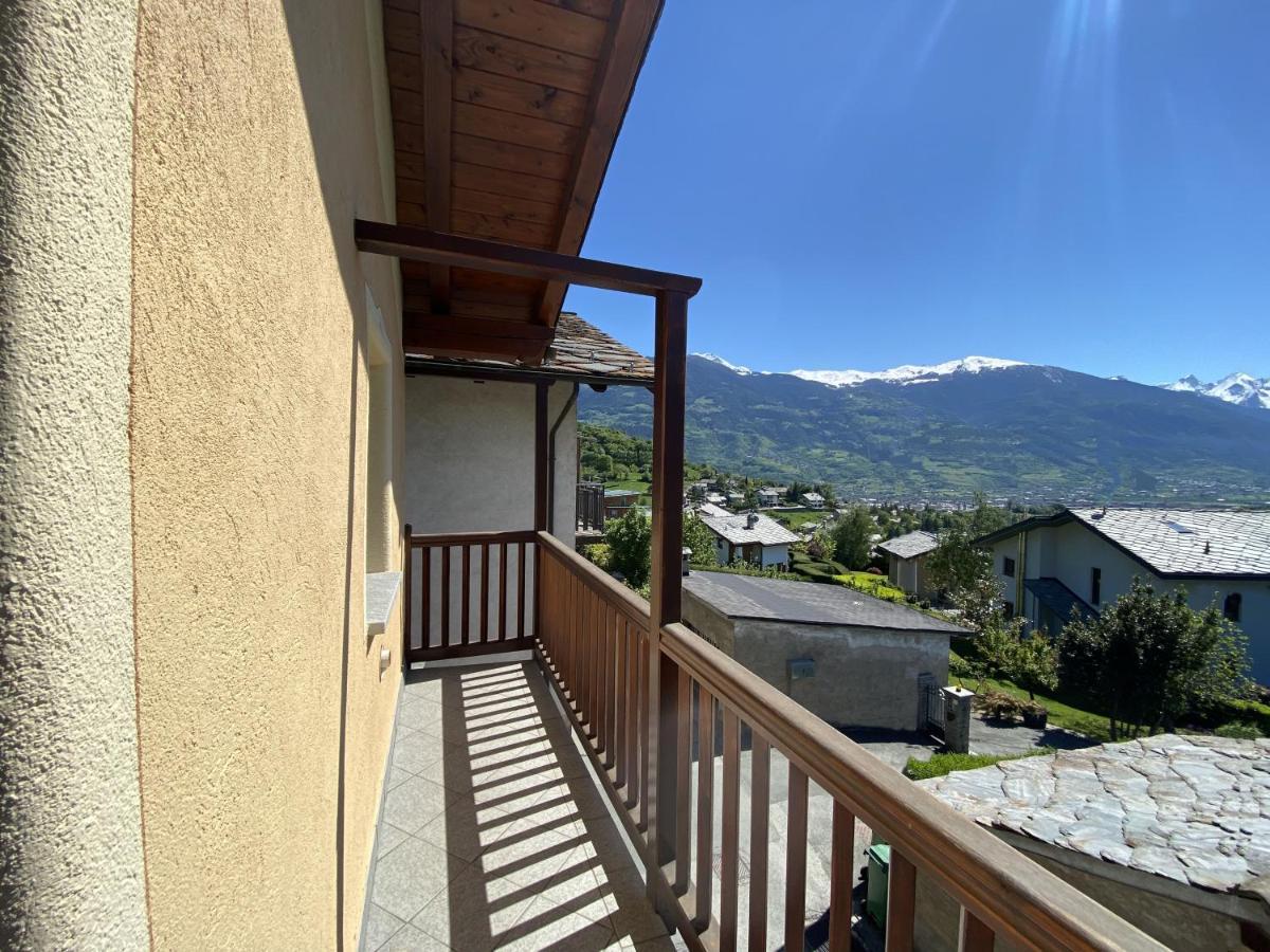 Apartamento Grenier Du Coeur Aosta Exterior foto